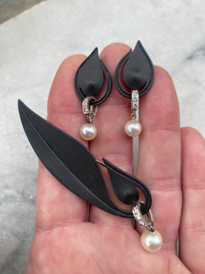 Marsh & Co. c. 1930s Blackened Steel, White Gold, and Cultured Pearl Jewelry Suite