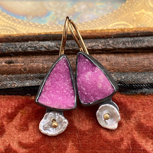 Cobaltocalcite Earrings with Keshi Pearl