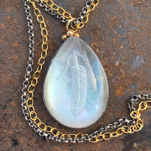 Custom Pear-shaped Quartz Feather Intaglio Charm with Gold Accents