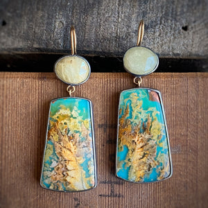 Golden Sapphire and Plume Agate Doublet Earrings