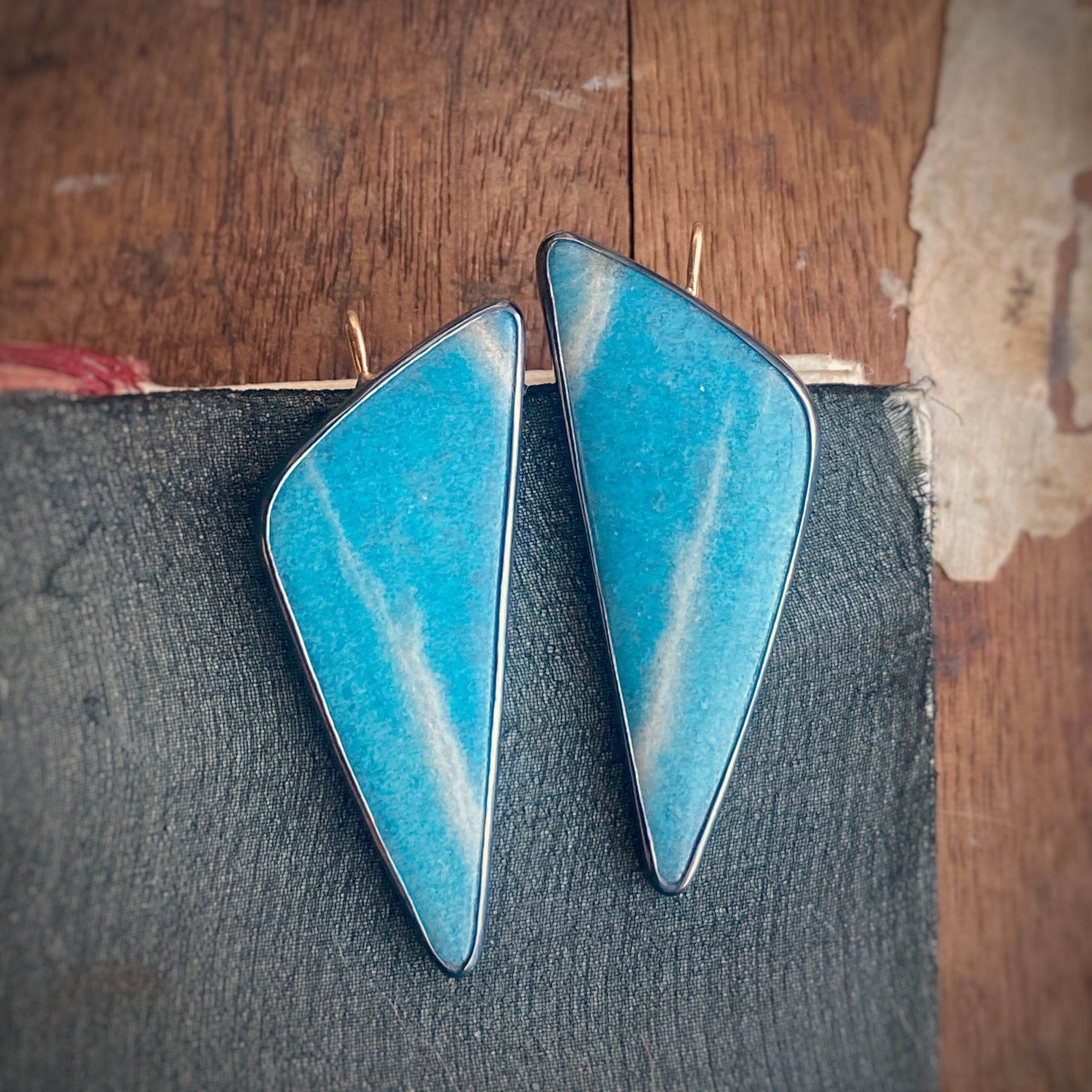 Troelite Earrings - Spears