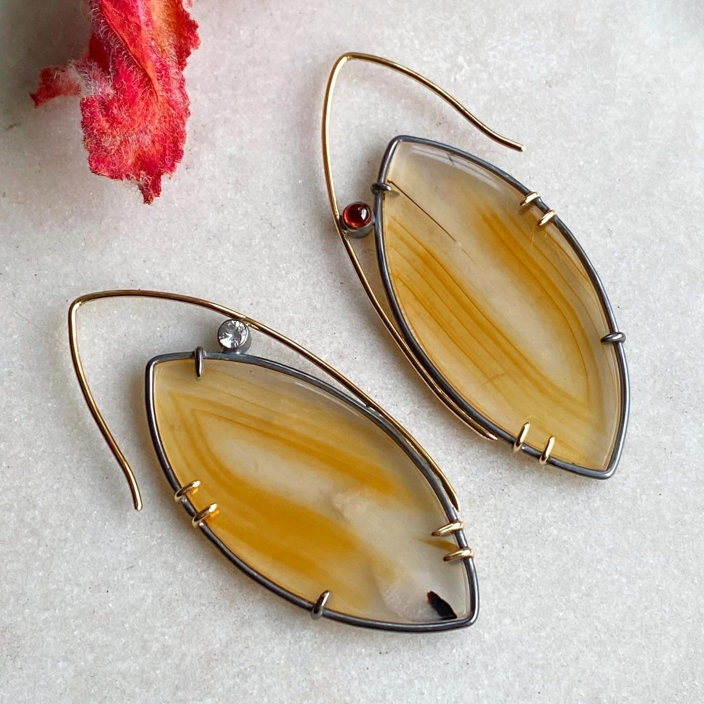 Montana Agate Earrings with Four Accent Gems
