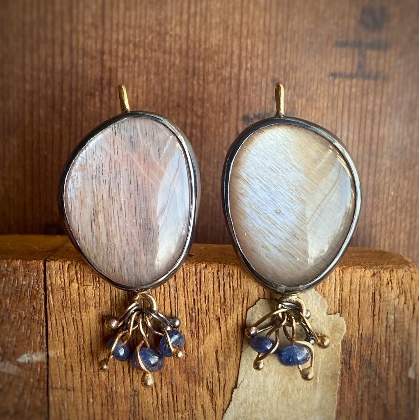 Peach Champagne Feldspar Earrings with Sapphires