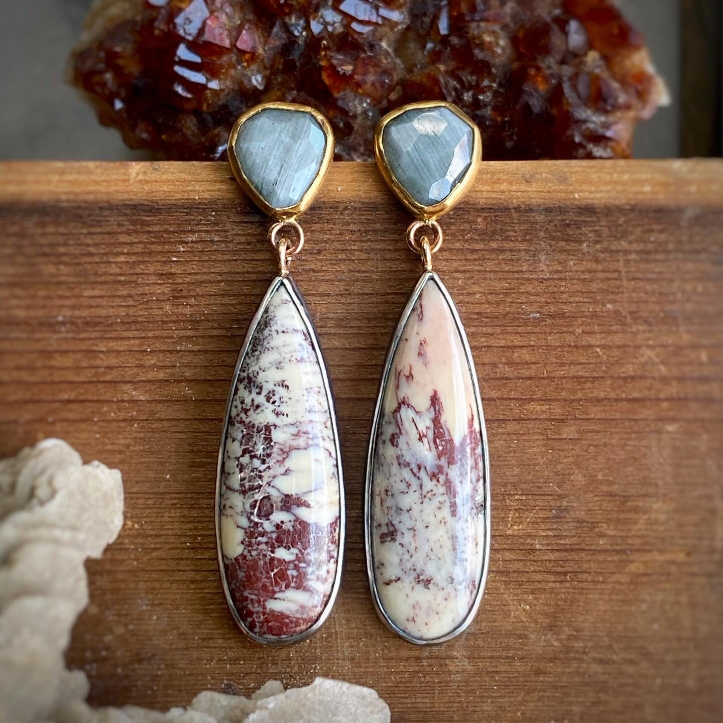 Allanite and Chatoyant Grey Quartz Earrings