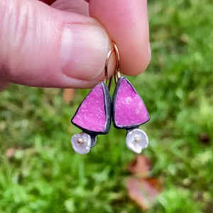 Cobaltocalcite Earrings with Keshi Pearl